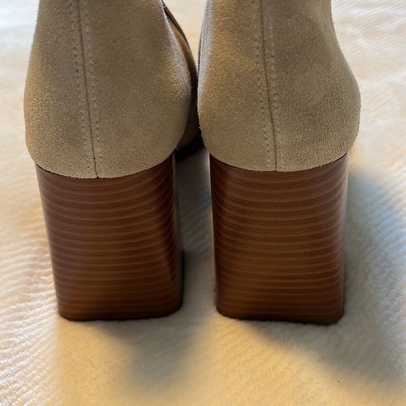 Sam Edelman Ivette Ankle Bootie - Picture 7 of 10